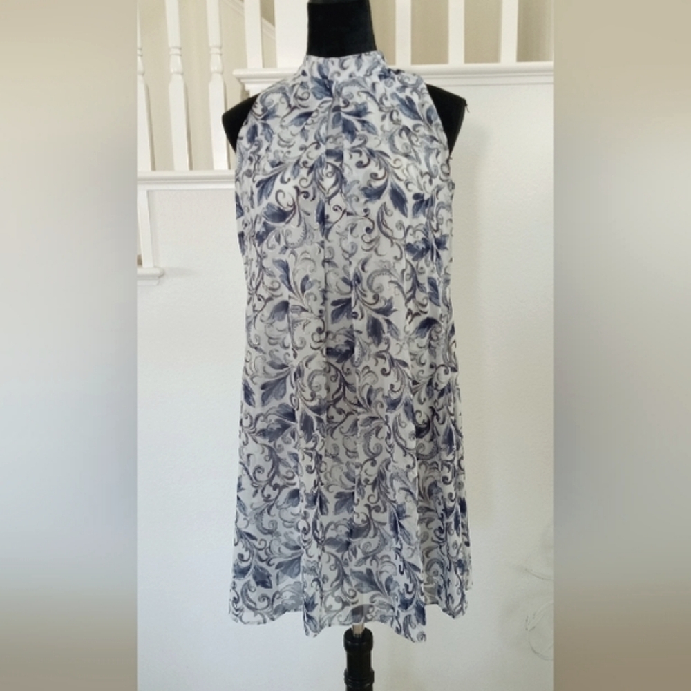Elle Beautiful Design Dress - Sleeveless
